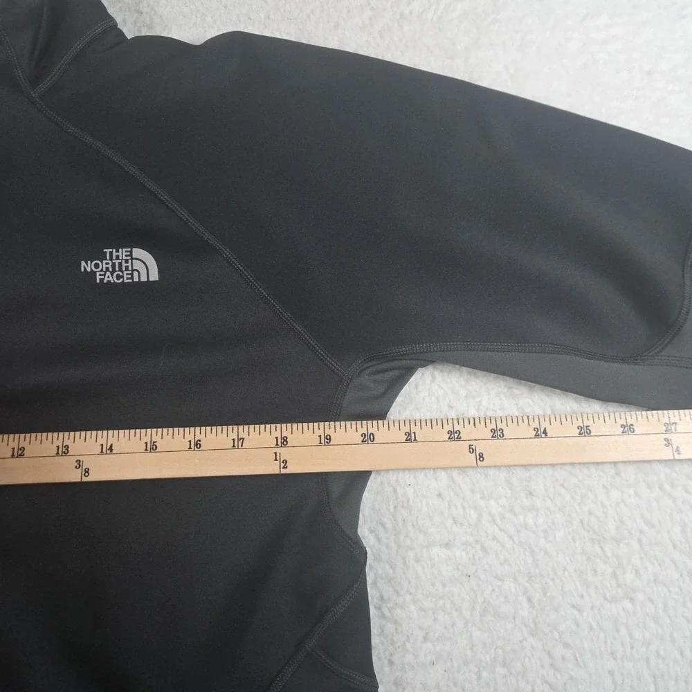 The North Face Flashdry Jacket Mens Medium Gray Black Lightweight Quarter Zip‎